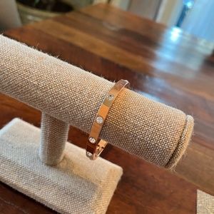 Rose Gold Colored sparkly bracelet